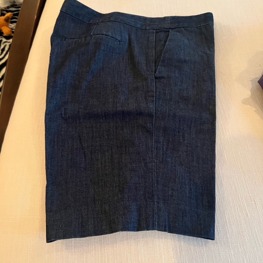 Banana Republic Blue Pencil Knee-Length Shorts for Work